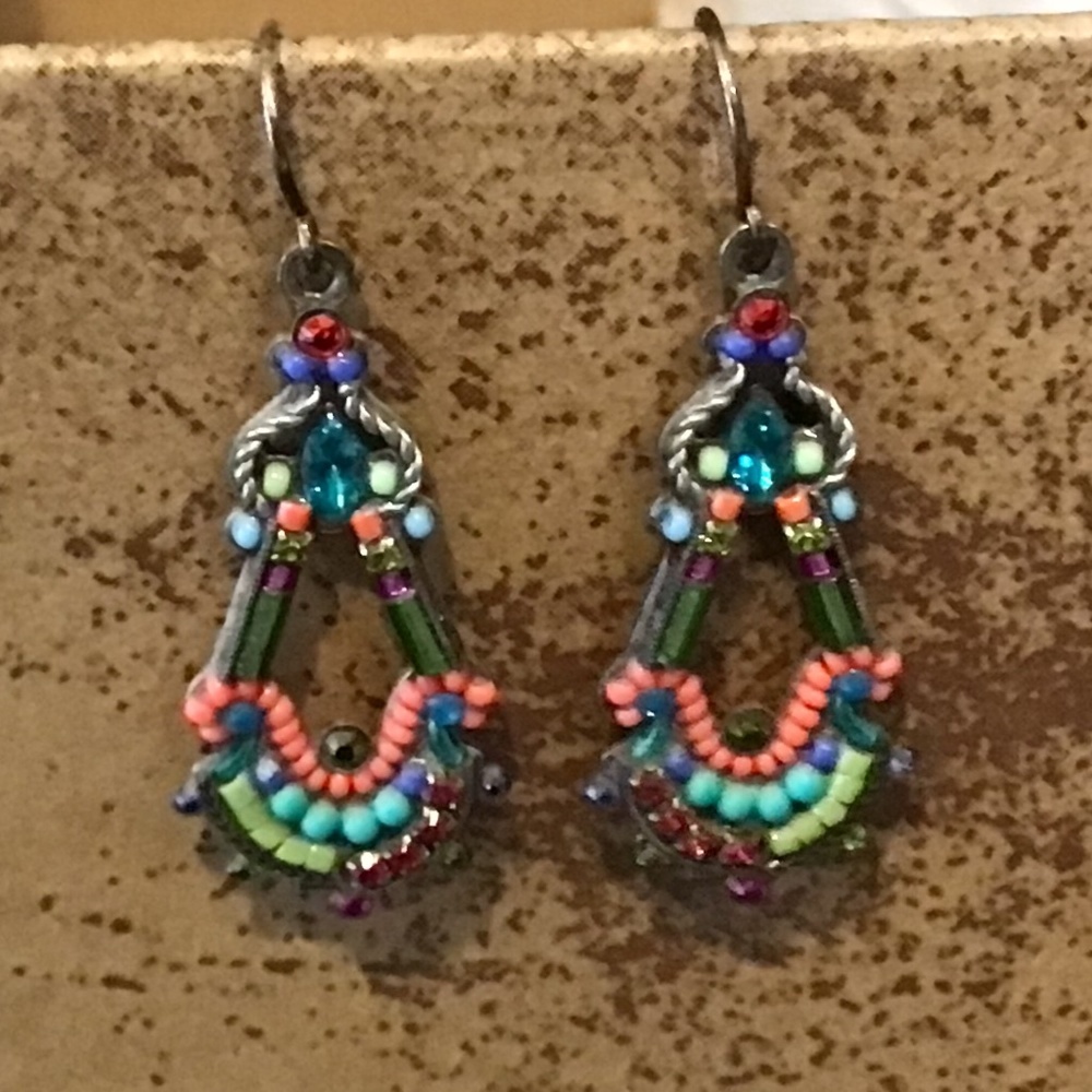 Earrings - Picture 3 of 5